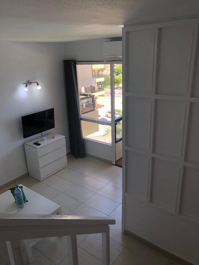 Apartamento Primera linea de playa en Benalmadena , vistas al mar, Aloha Playa, Malaga Exterior foto